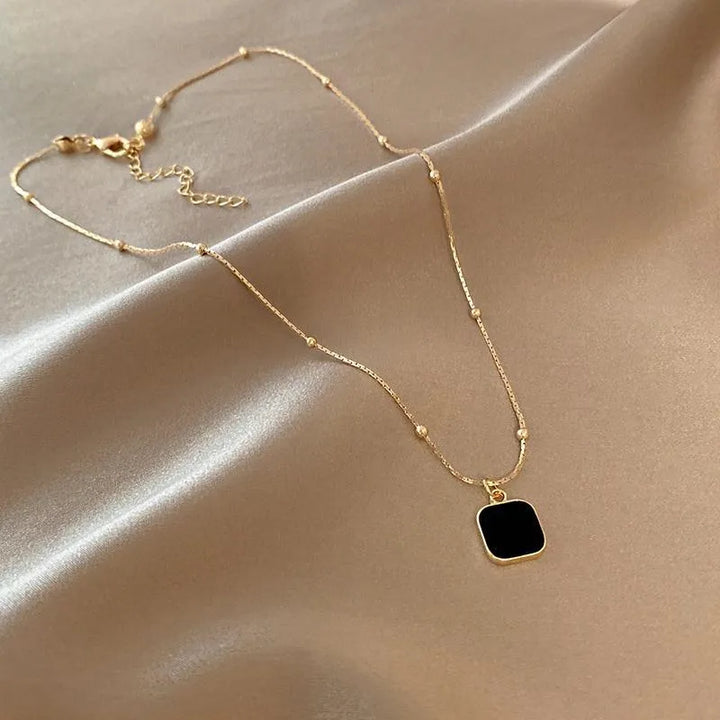 NECKLACE | GOLD ONYX
